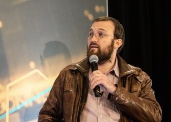 Чарльз Хоскинсон объяснил, почему XRP заслуживает место в крипторезерве США