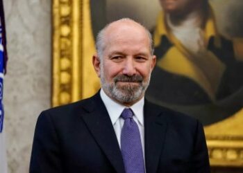 Если торговые войны Трампа провалятся, Белый дом обвинит Ховарда Латника