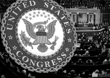 Что вчера произошло в Конгрессе США? 10-часовой штурм, звонок Трампа и три закона, которые могут изменить мир