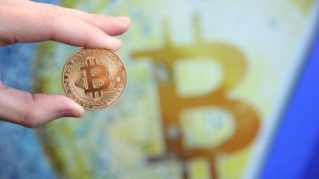 Искусственный интеллект спрогнозировал цену биткоина