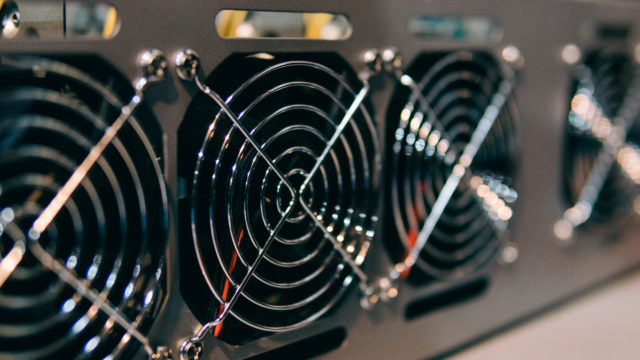 Bitfarms откажется от майнинга биткоина