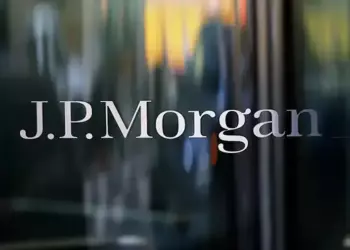 Банк JPMorgan заморозил счета двух криптокомпаний