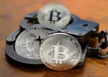 Основателю криптобиржи Paxful предъявили обвинения