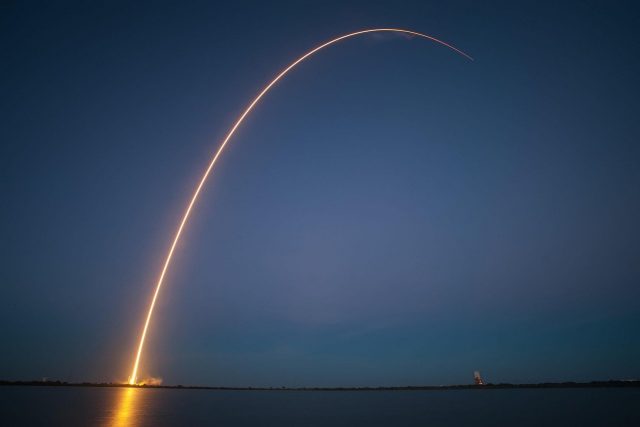 Соучредитель F2Pool отправится к Луне и Марсу на Starship