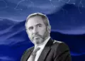 Глава Ripple раскритиковал модель покупки биткоина Strategy