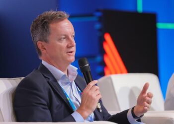 Главный аналитик банка Standard Chartered объявил окончание криптозимы